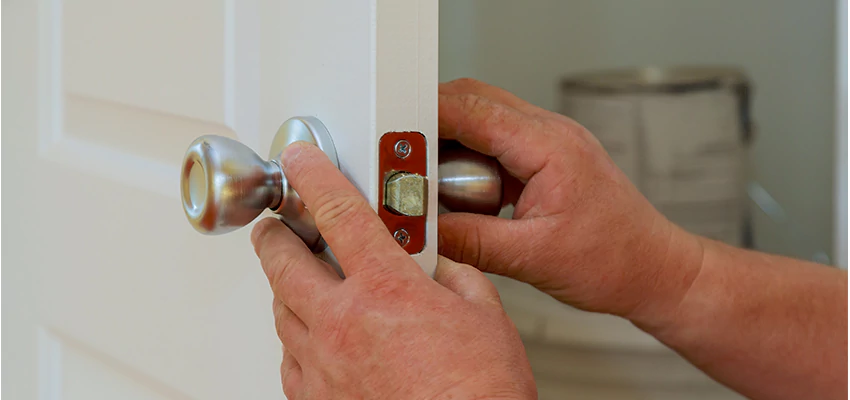 AAA Locksmiths For lock Replacement in Rancho Calaveras, California