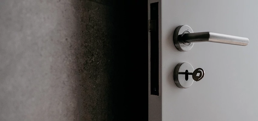 Front Door Handle Repair And Installation in Rancho Calaveras, CA